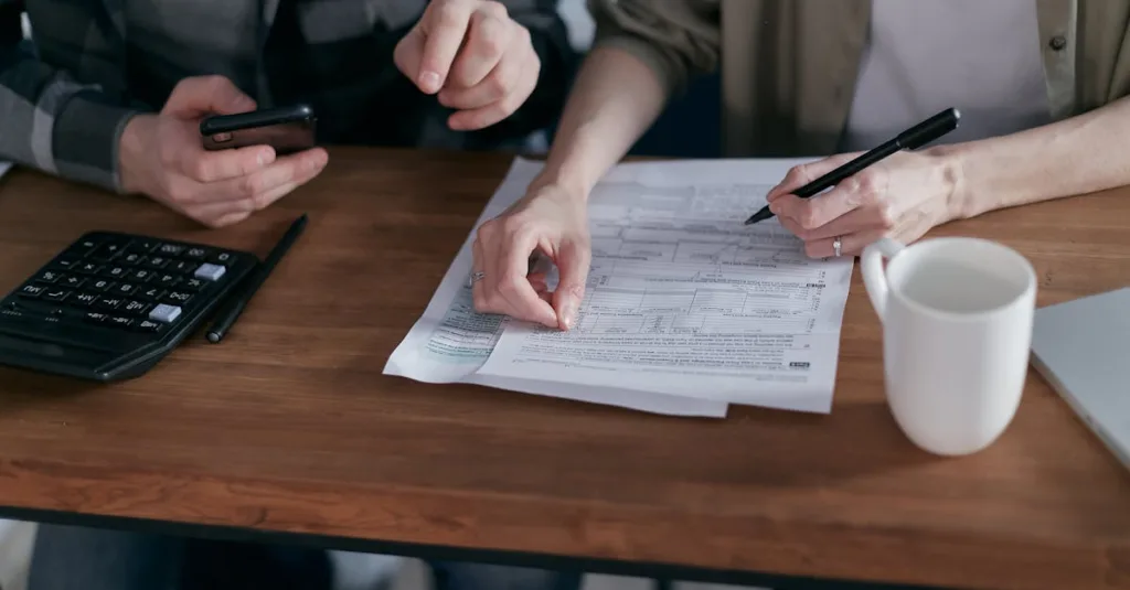 optimisez votre fiscalité grâce à des stratégies efficaces de réduction d'impôts et une gestion intelligente de vos finances.